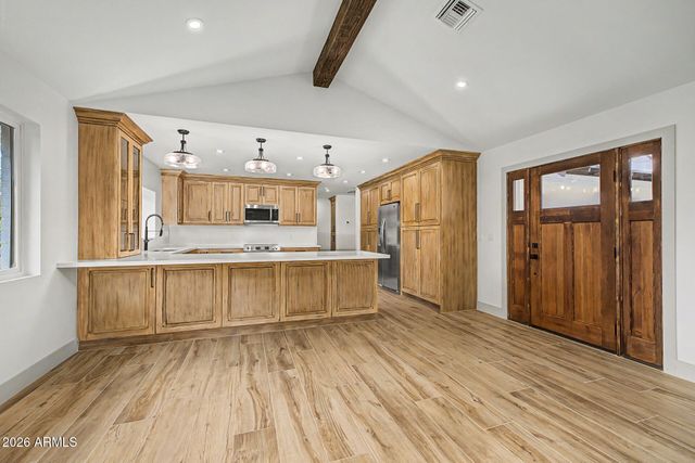 7844 N 17TH Avenue, Phoenix, AZ 85021