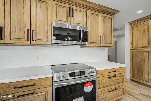 7844 N 17TH Avenue, Phoenix, AZ 85021