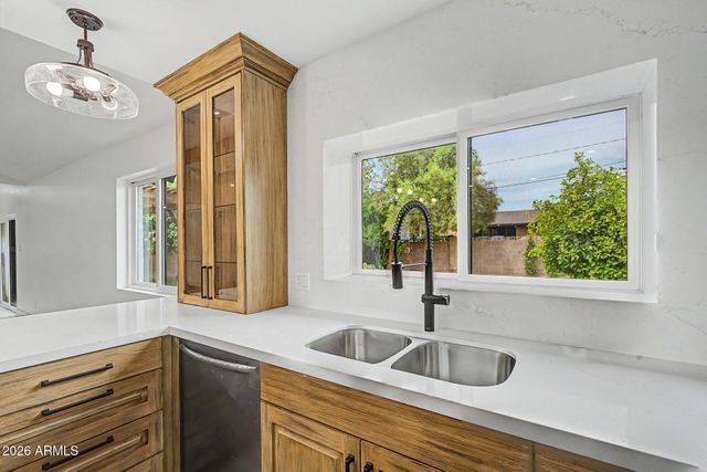 7844 N 17TH Avenue, Phoenix, AZ 85021