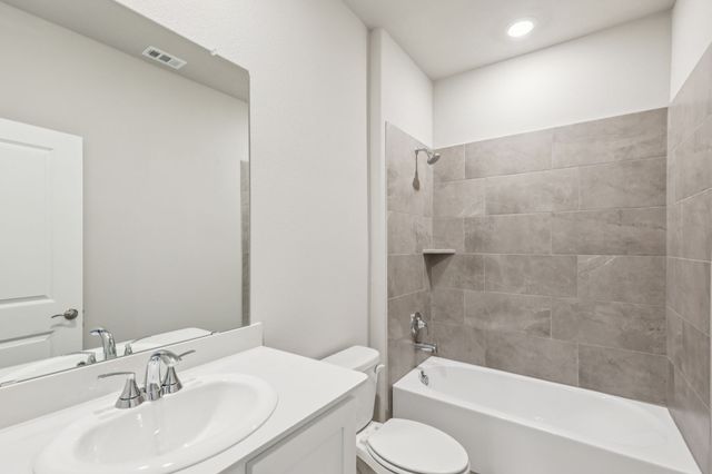 4011 Joe Pool Drive, Farmersville, TX 75442