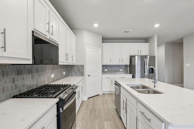 4011 Joe Pool Drive, Farmersville, TX 75442