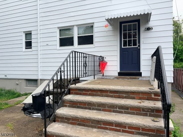 69 Linwood Ave, Paterson City, NJ 07502