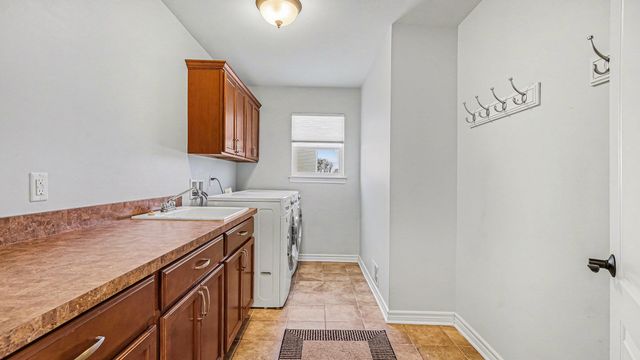 5876 Tyler Court, Dexter, MI 48130