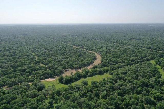 00 Private Road 1581 Road, Hallettsville, TX 77964