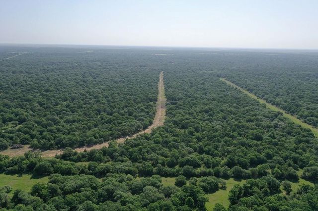 00 Private Road 1581 Road, Hallettsville, TX 77964