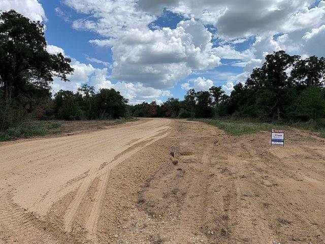 00 Private Road 1581 Road, Hallettsville, TX 77964