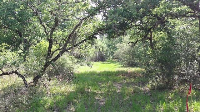 00 Private Road 1581 Road, Hallettsville, TX 77964
