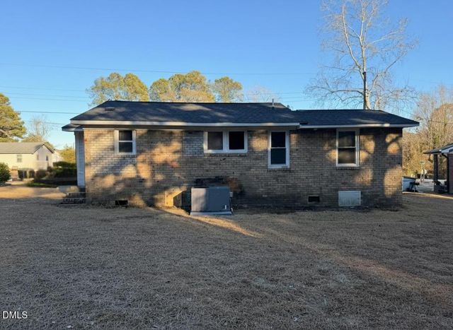 704 N 16th Street, Erwin, NC 28339