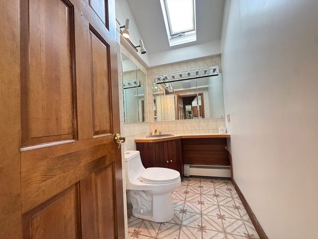 40 Belmont St, Quincy, MA 02170