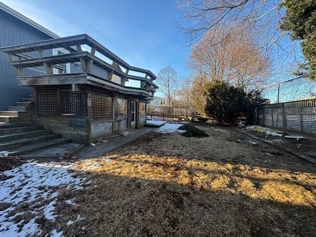 40 Belmont St, Quincy, MA 02170