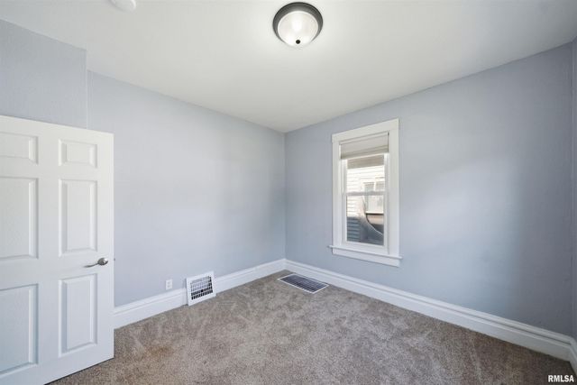 410 E FORREST HILL Avenue, Peoria, IL 61603