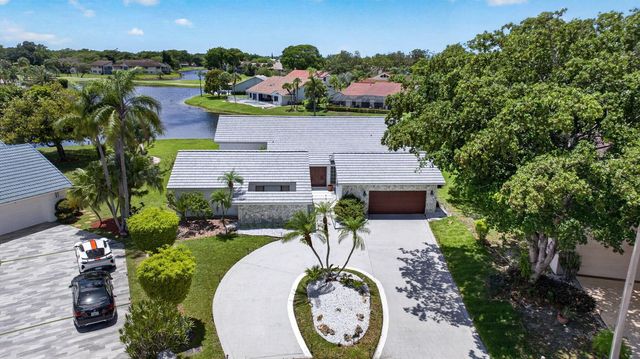 8725 Banyan Court, Tamarac, FL 33321