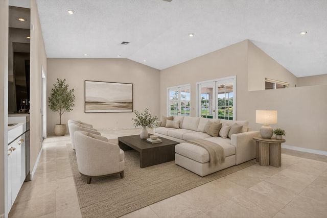 8725 Banyan Court, Tamarac, FL 33321