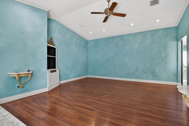 8725 Banyan Court, Tamarac, FL 33321