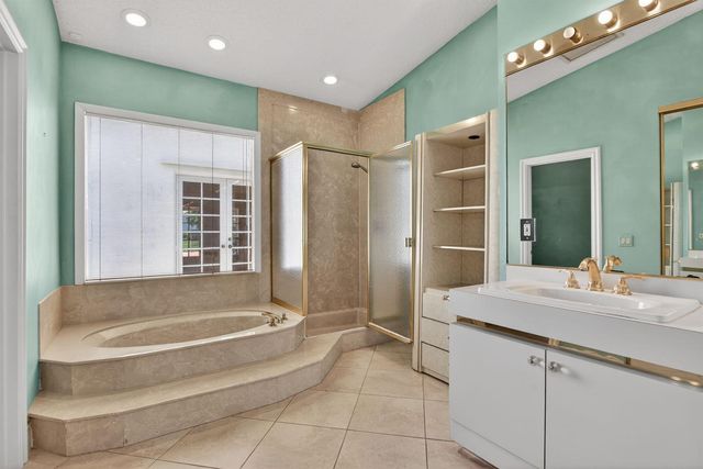 8725 Banyan Court, Tamarac, FL 33321