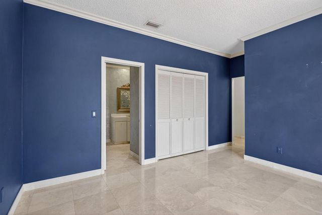 8725 Banyan Court, Tamarac, FL 33321
