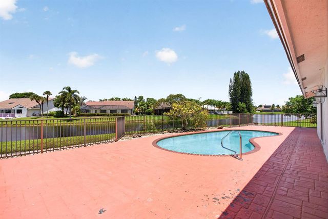 8725 Banyan Court, Tamarac, FL 33321