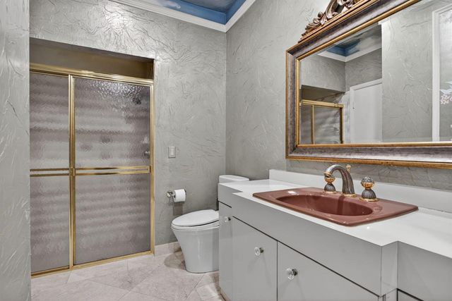 8725 Banyan Court, Tamarac, FL 33321