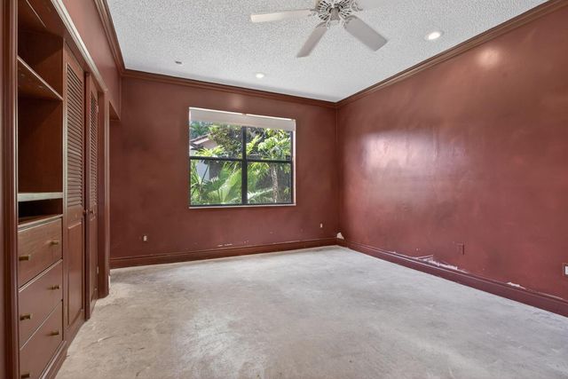 8725 Banyan Court, Tamarac, FL 33321