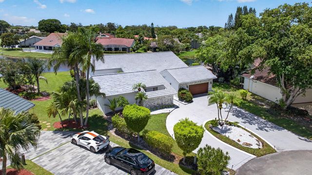 8725 Banyan Court, Tamarac, FL 33321