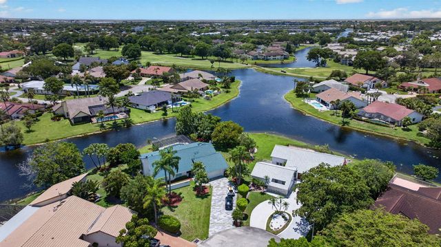 8725 Banyan Court, Tamarac, FL 33321