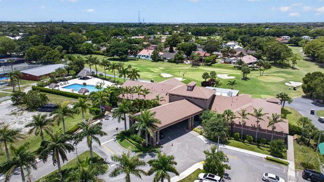 8725 Banyan Court, Tamarac, FL 33321