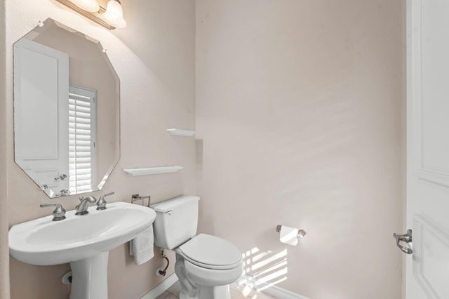 15246 Scenic Woodland Drive, Conroe, TX 77384