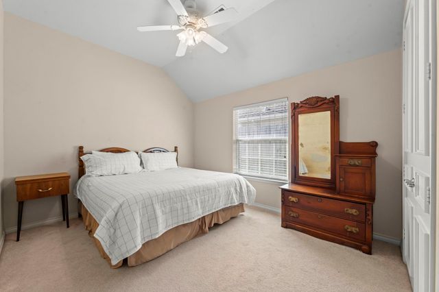 15246 Scenic Woodland Drive, Conroe, TX 77384