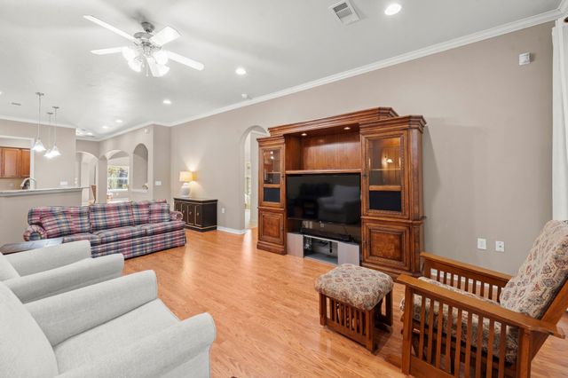 15246 Scenic Woodland Drive, Conroe, TX 77384