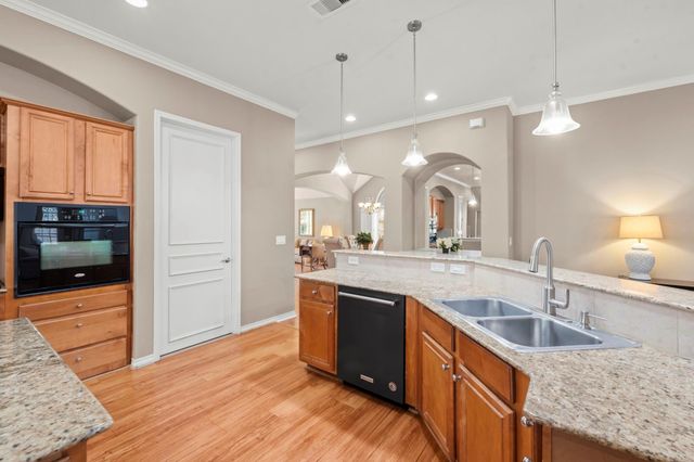 15246 Scenic Woodland Drive, Conroe, TX 77384