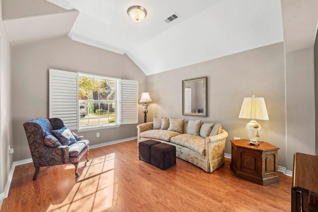 15246 Scenic Woodland Drive, Conroe, TX 77384