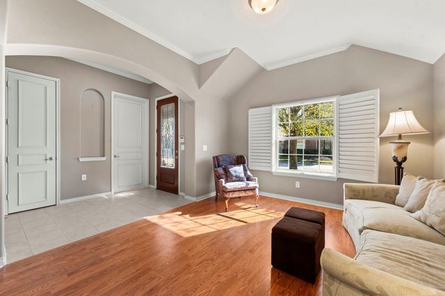 15246 Scenic Woodland Drive, Conroe, TX 77384