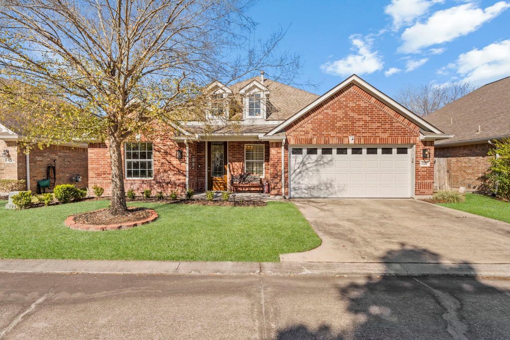 15246 Scenic Woodland Drive, Conroe, TX 77384