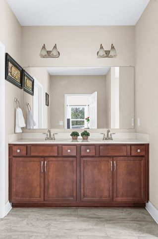 591 Oakvale Ln, Mount Juliet, TN 37122