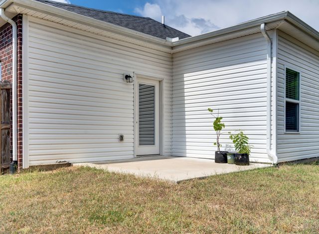 591 Oakvale Ln, Mount Juliet, TN 37122