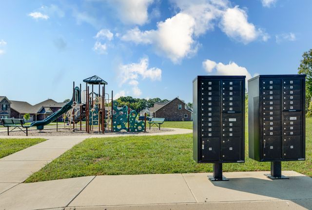 591 Oakvale Ln, Mount Juliet, TN 37122