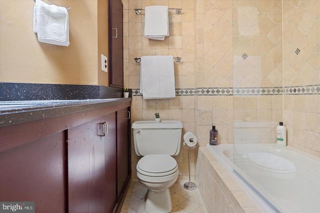 2415 I ST NW, Washington, DC 20037