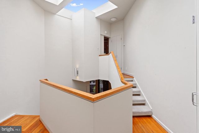 2415 I ST NW, Washington, DC 20037