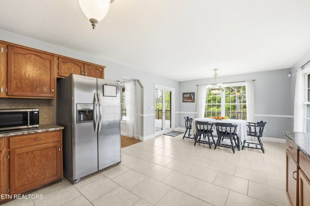 55 Rocky Lane, Crossville, TN 38571