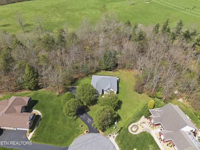 55 Rocky Lane, Crossville, TN 38571