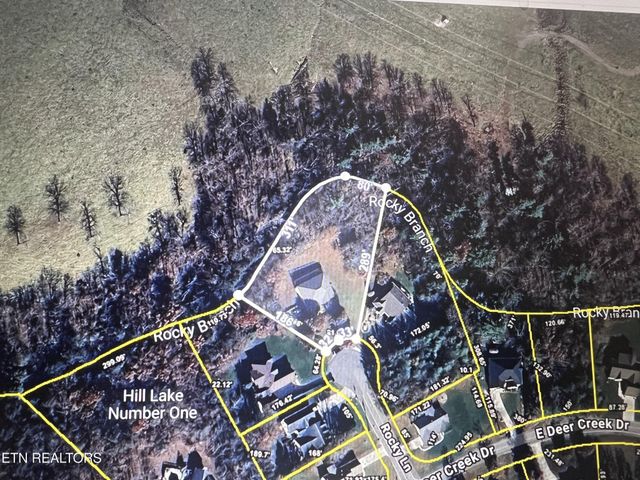 55 Rocky Lane, Crossville, TN 38571