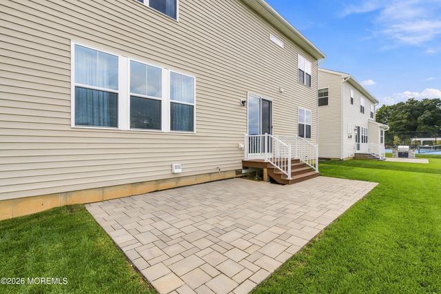 59 Mitchell Court, Manalapan, NJ 07726
