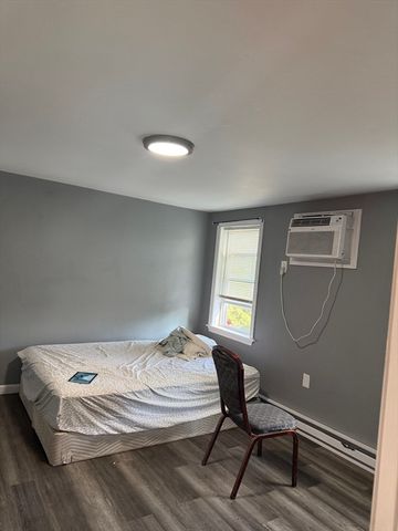 26 Arlington St 2, Everett, MA 02149