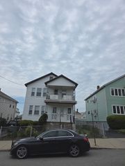 26 Arlington St 2, Everett, MA 02149