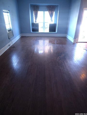 1908 Monterey, San Antonio, TX 78207