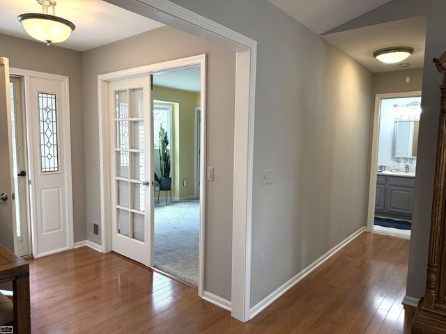 41371 Carmelo W Drive, Clinton Twp, MI 48038