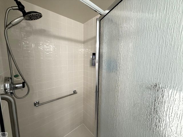 41371 Carmelo W Drive, Clinton Twp, MI 48038