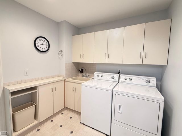 41371 Carmelo W Drive, Clinton Twp, MI 48038