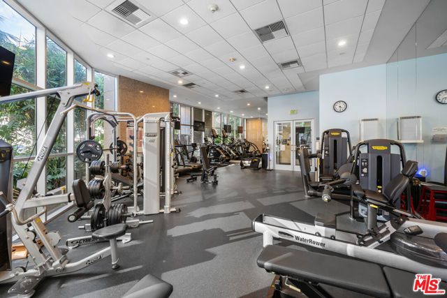801 S Grand Avenue 1604, Los Angeles, CA 90017