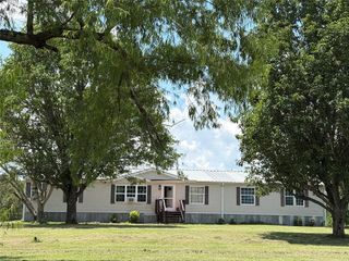 2346 Pr 1105, Midway, TX 75852